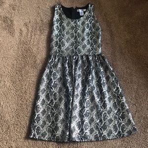 Medium black silver short dress